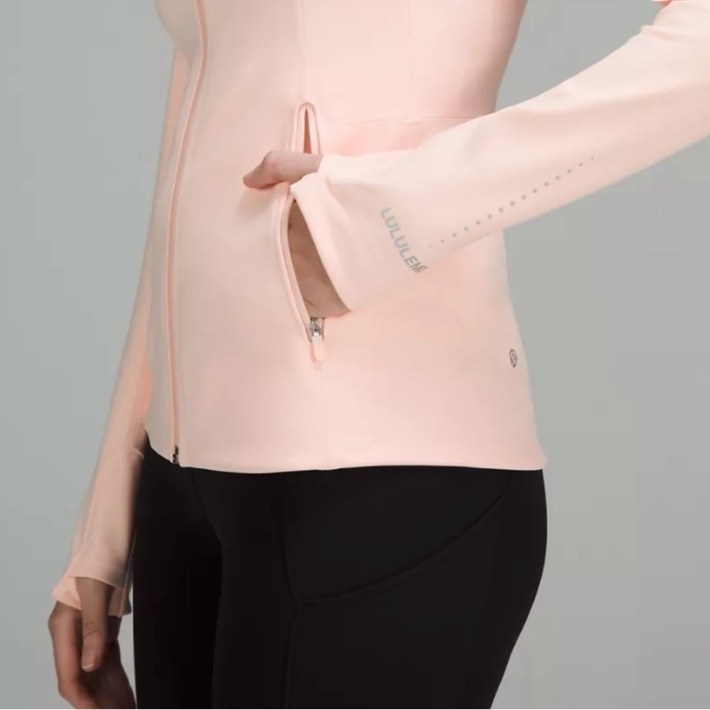 Lululemon Stretch Slim Fit Running Jacket Size 8 in Butter Pink - Picture 4 of 6